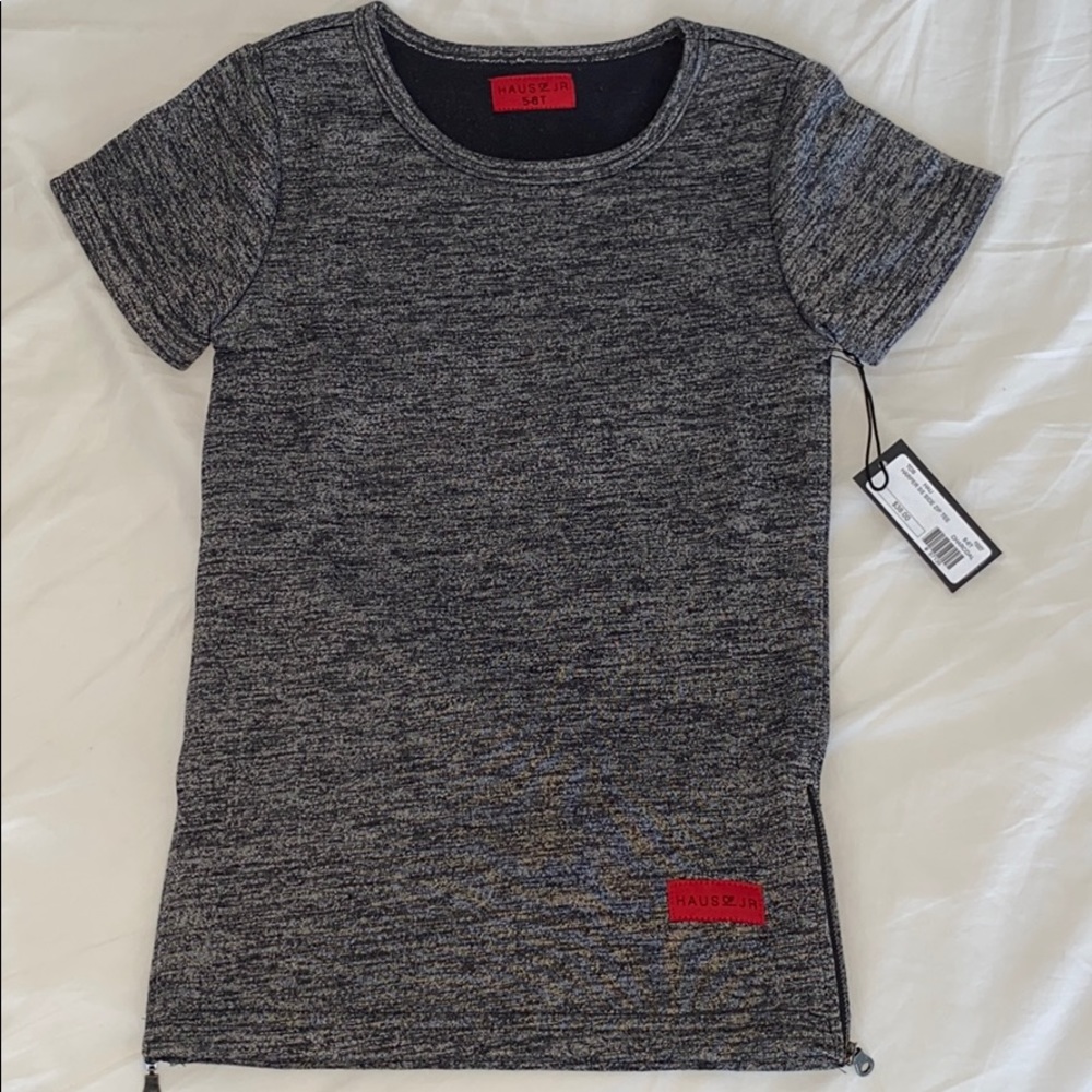 Haus of JR Harper SS Side Zip Tee. Size 5/6